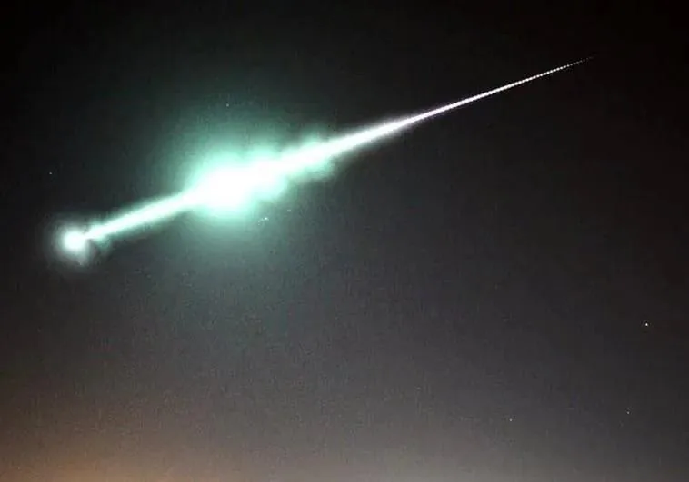 Detectan una bola fuego sobrevolando Andalucía a 70 mil kilómetros por hora