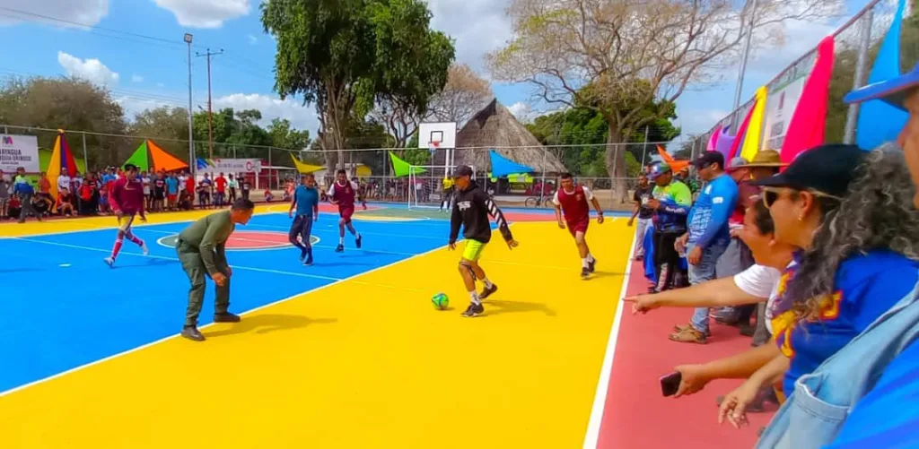 Mayagua celebra reinauguración de su cancha deportiva