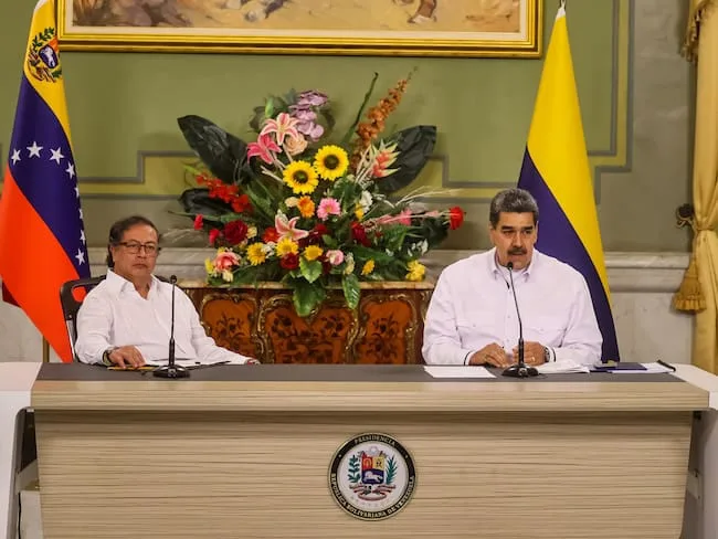 Presidentes Petro y Maduro se reunirán este martes en Miraflores