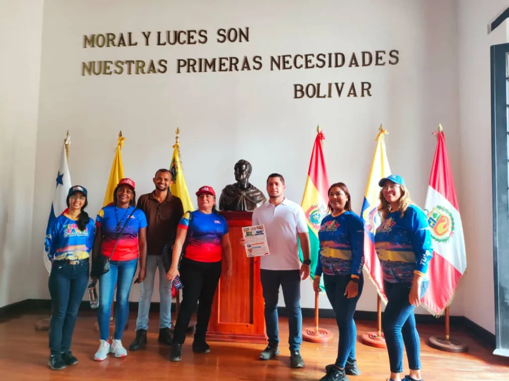 Viceministro de Proyectos y Obras Turísticas del Mintur visitó museos patrimoniales de Bolívar